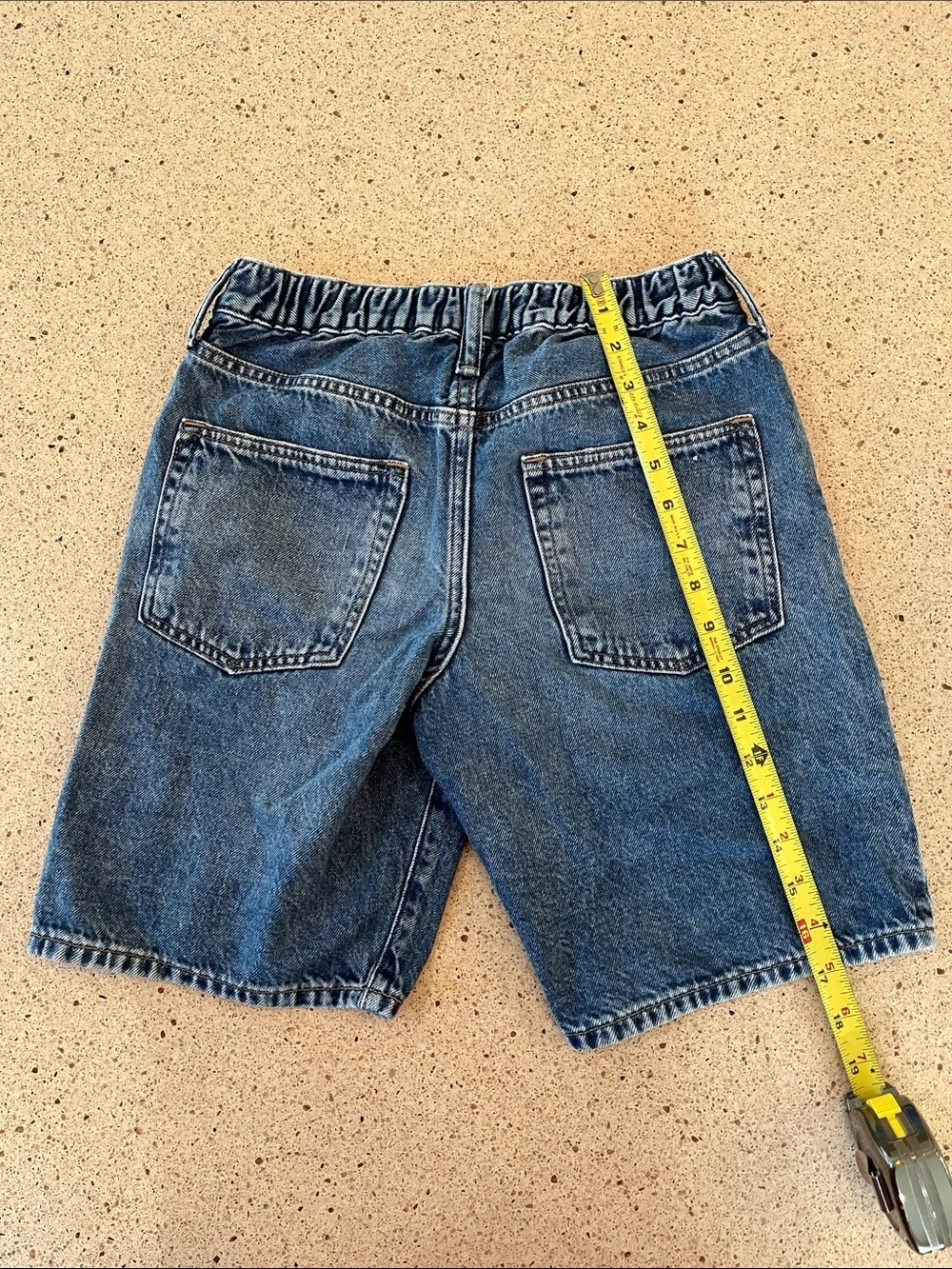 Gap Kids 90s Loose Jean shorts - size 14